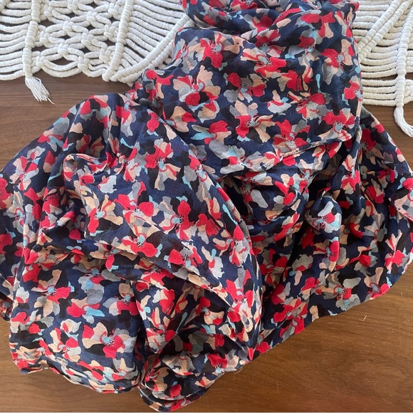 Anthro Infinity Scarf - Picture 3 of 4